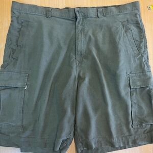Tommy Bahama Men’s Cargo Shorts